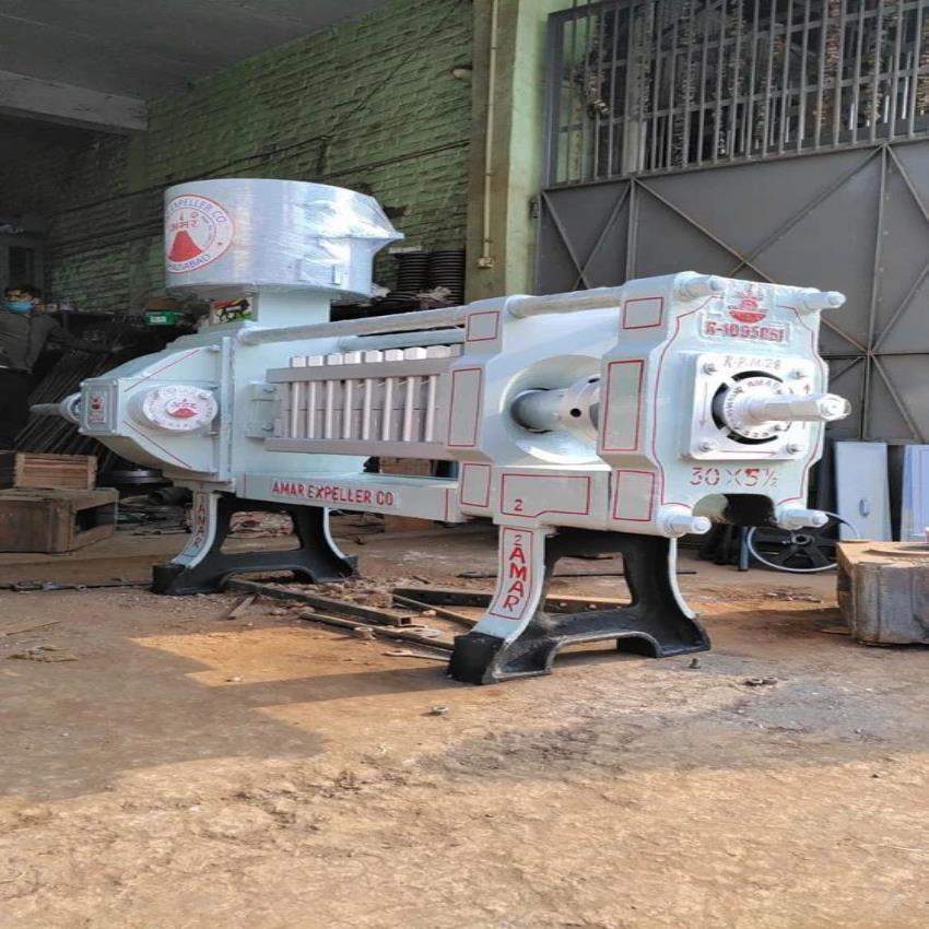 6 Bolt Mustard Oil Press Equipment