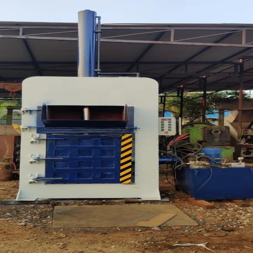 Mild Steel Hydraulic Bottle Baling Press Machine