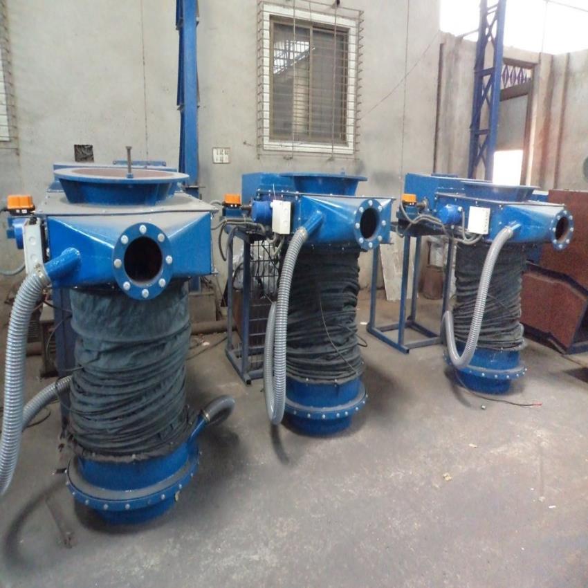 AEGIS Motorized Telescopic Conveyor