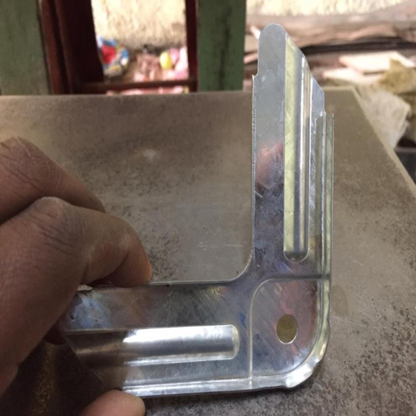 Aircare V Shape G.I. Corner