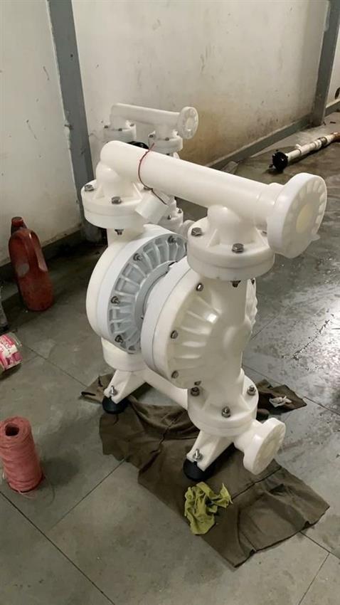 Airtech Air Operated Double Diaphragm Machine