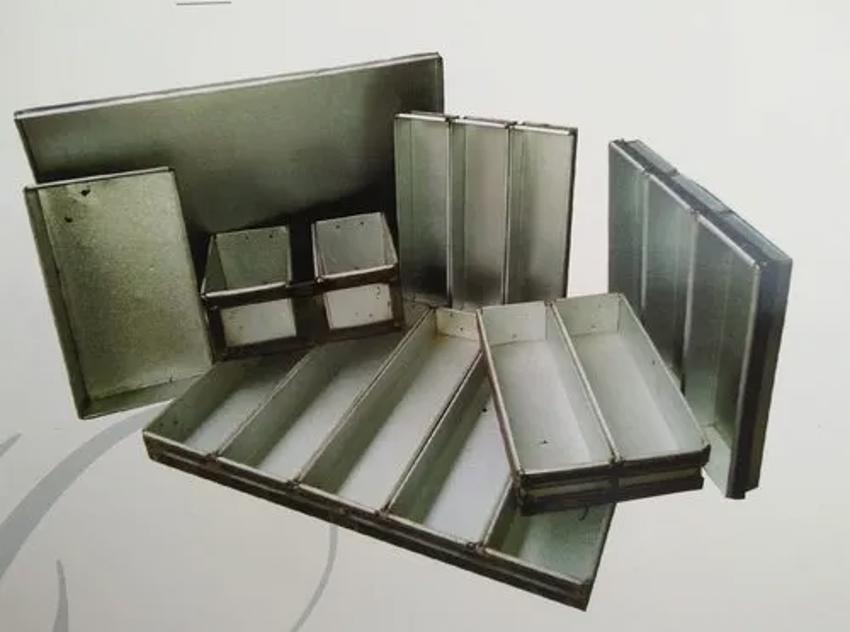 Aluminium Bread Mould - 4 Cavity