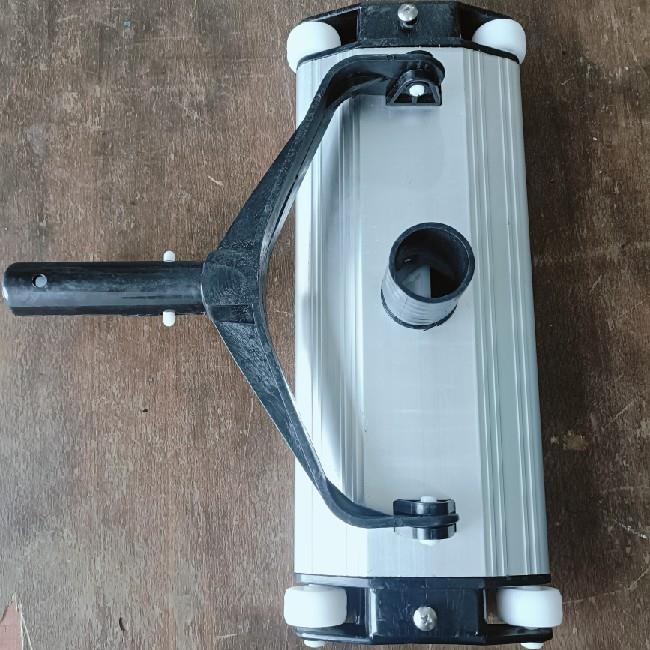 13.5" Aluminum Pool Vacuum Machine