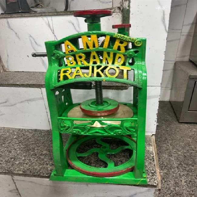 Amir Iron Ice Gola Machine