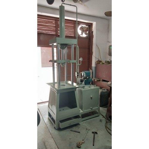 Angira Manual Vertical Broaching Machine