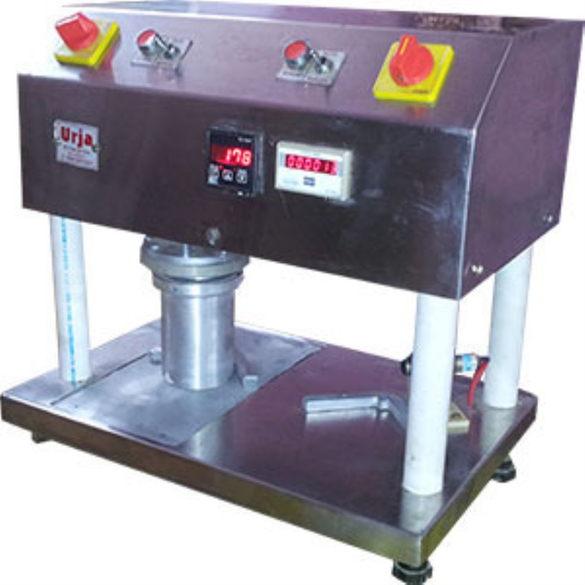 Auto Water Bottle Sealing Machine