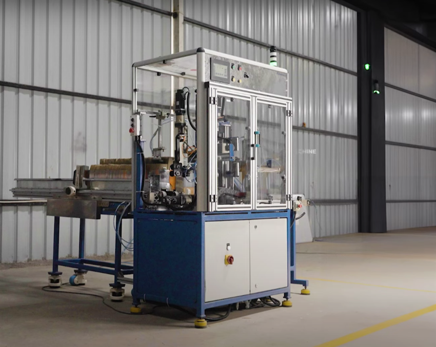 Snaplock Bottom Carton Erecting Machine