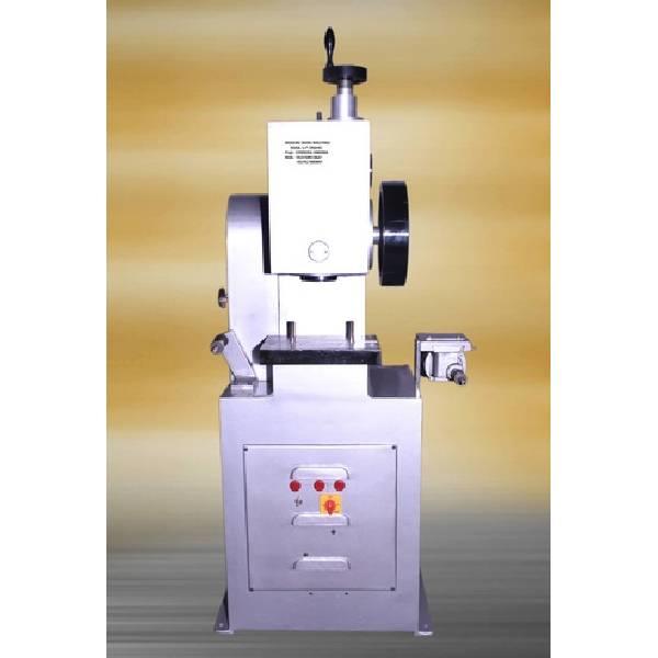 Automatic Chain Striking Machine