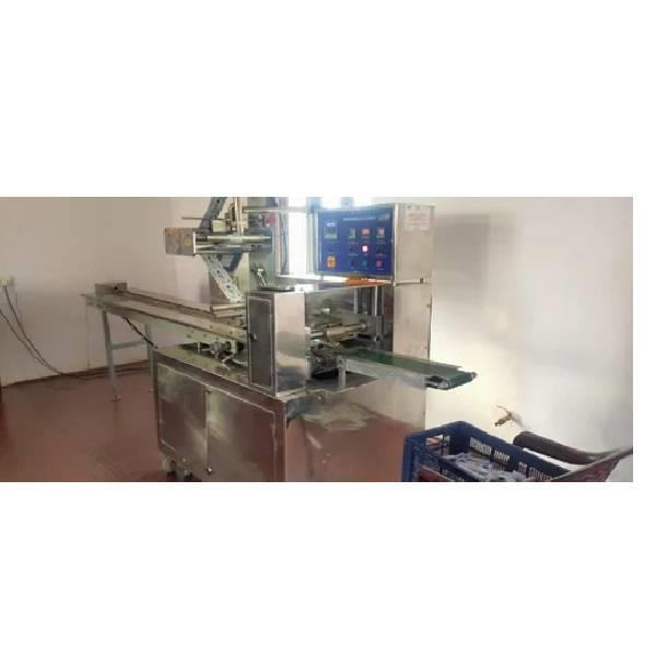 Automatic Chikki Wrapper Machine