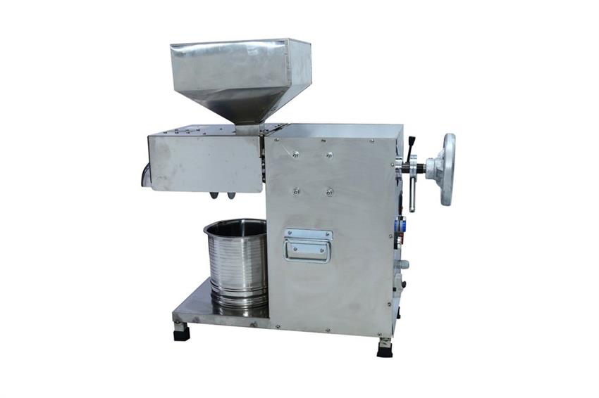 Automatic Cold Oil Expeller Machine