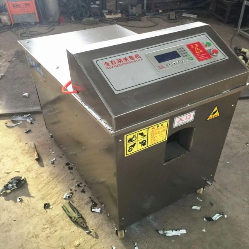 Fish Scaling and Gutting Machine