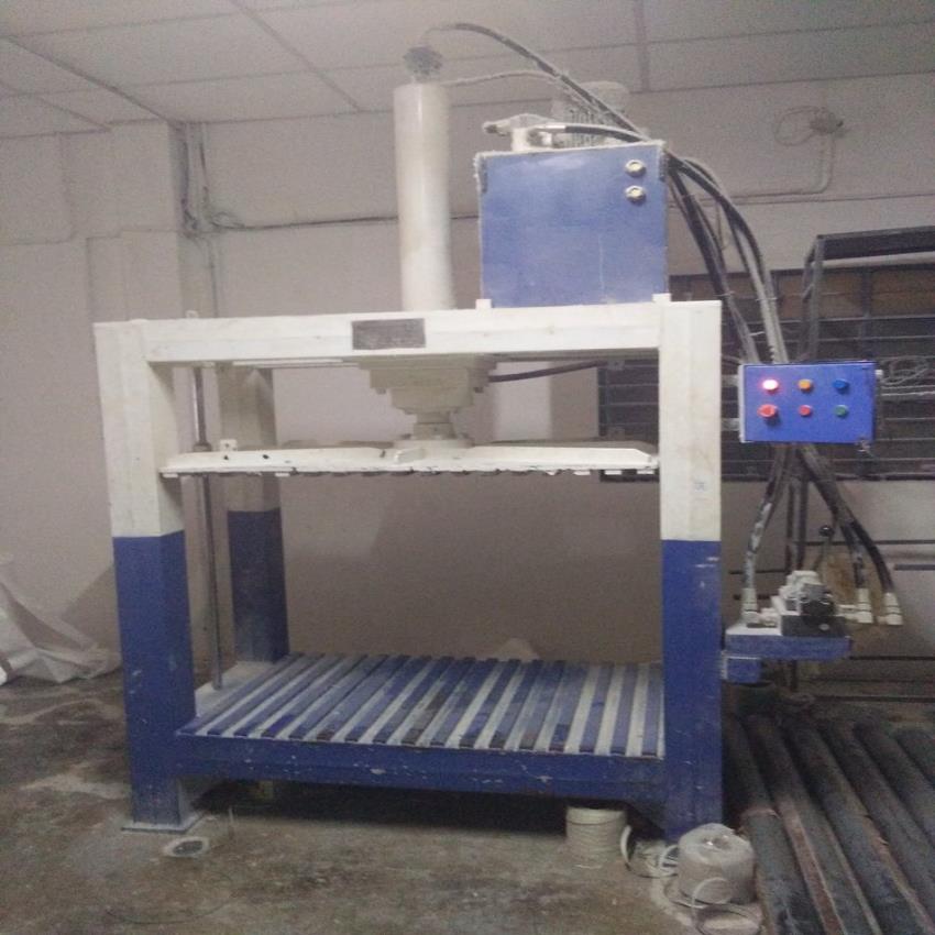 Automatic Hydraulic Baling Press RR/05