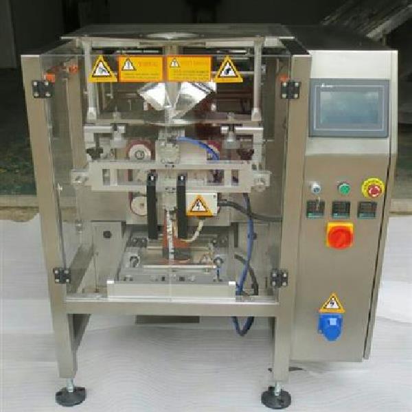 Automatic Pneumatic Pouch Packaging Machine