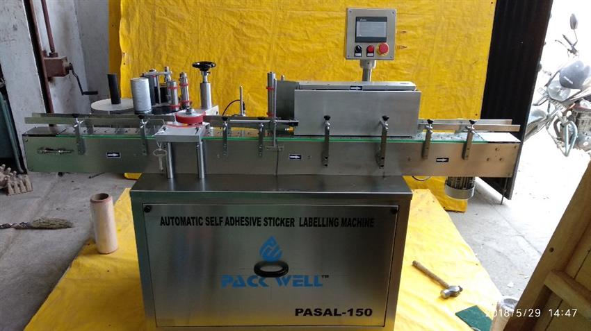 Automatic Two-Sided Flat Bottle Labeler