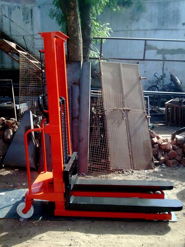 Balaad SS Manual Material Stacker, High Capacity