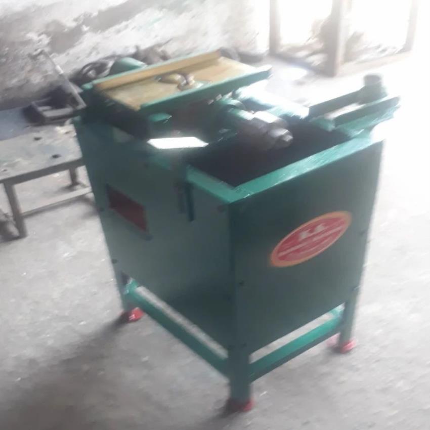 Semi Automatic Wood Buffing Machine, 2 HP