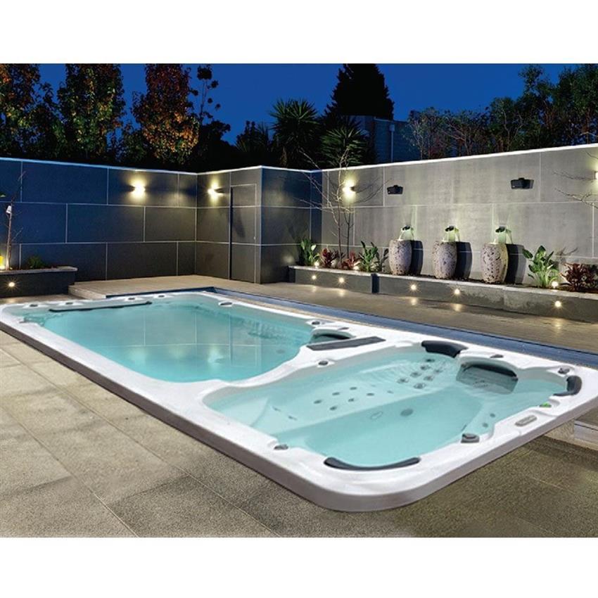 Blue Residential FRP Jacuzzi Pool