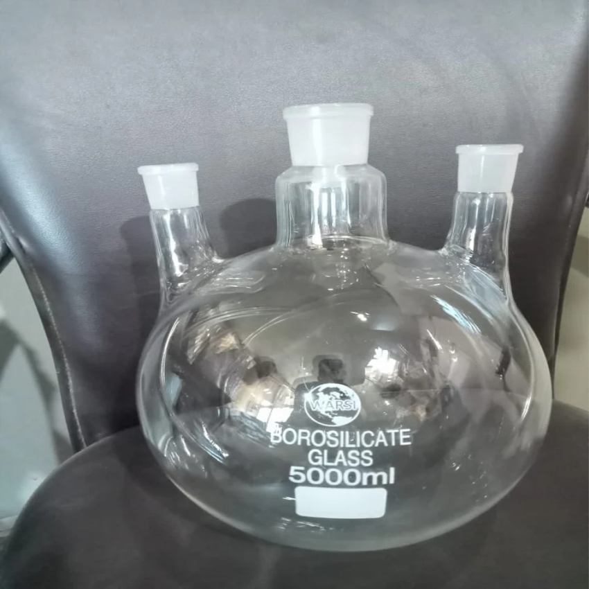 Borosilicate Glass 4 Neck Round Bottom Flask
