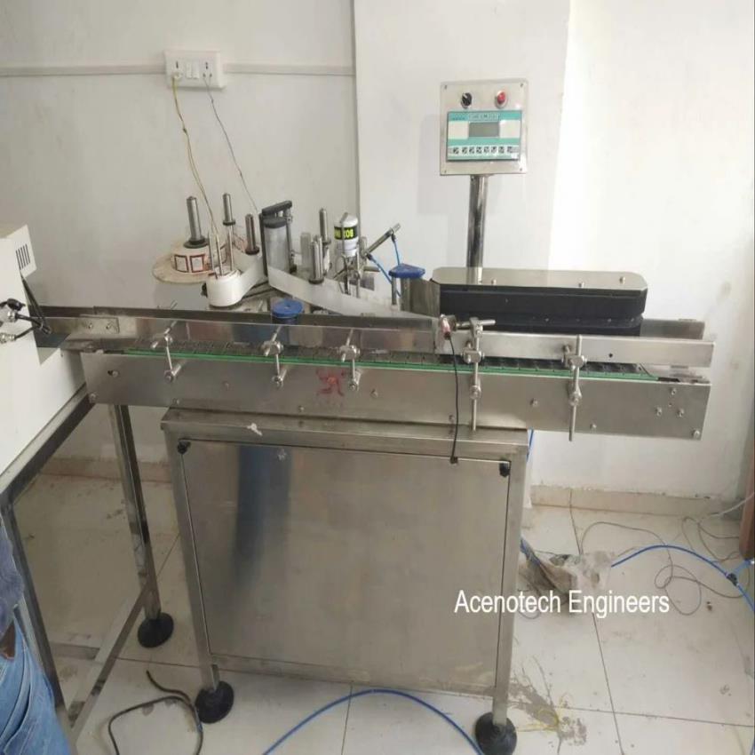 Round Bottle Labeling Machine