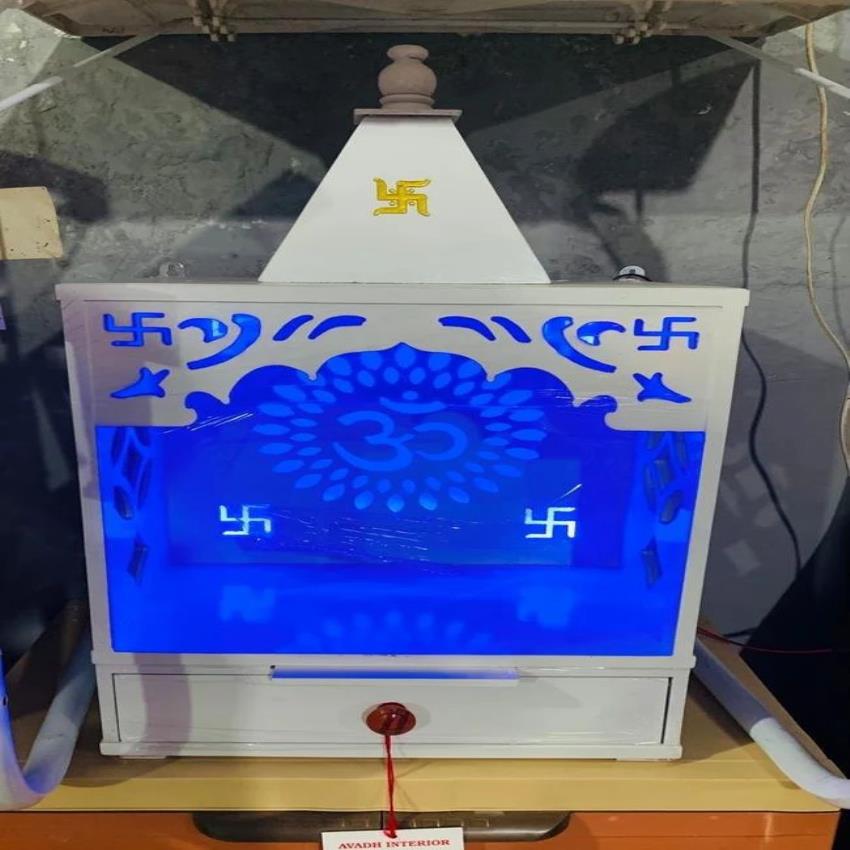 Brown Traditional Designer Wooden Temple, For Home