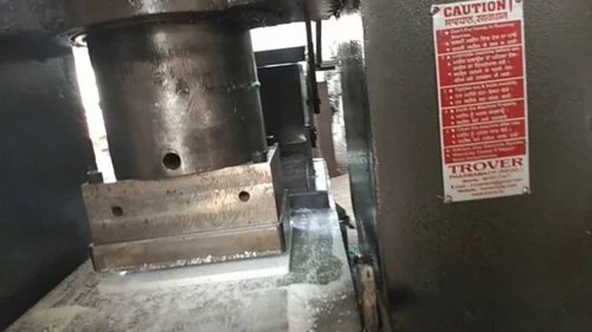 Camphor Slab Making Machine, 150kg/Day