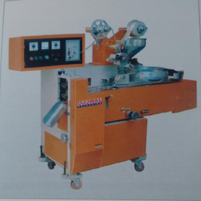 Automatic Candy Packaging Machine
