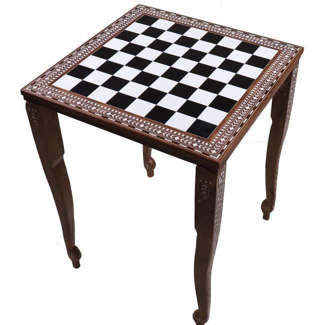 Wooden Cheese Playing Table