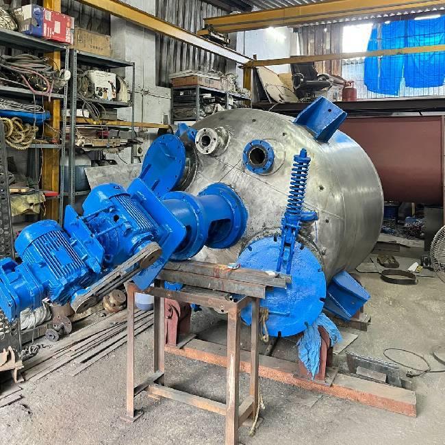 Chemical Mixing Machine