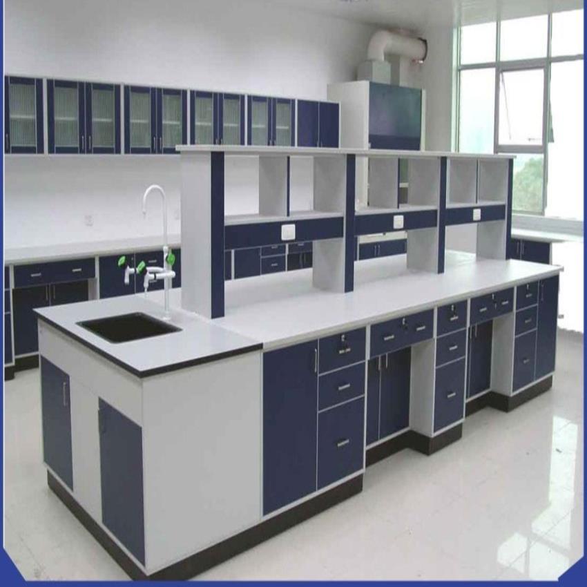 Chemical Resistant Lab Table