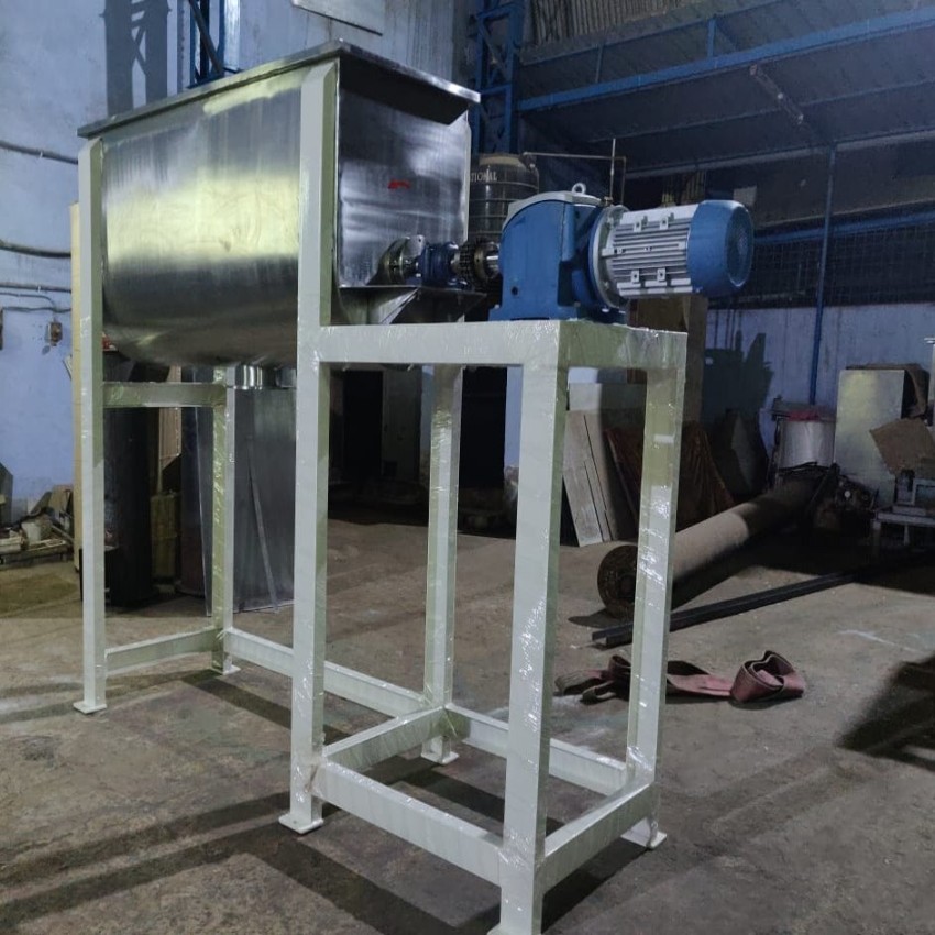 Electric Chemical Ribbon Blender