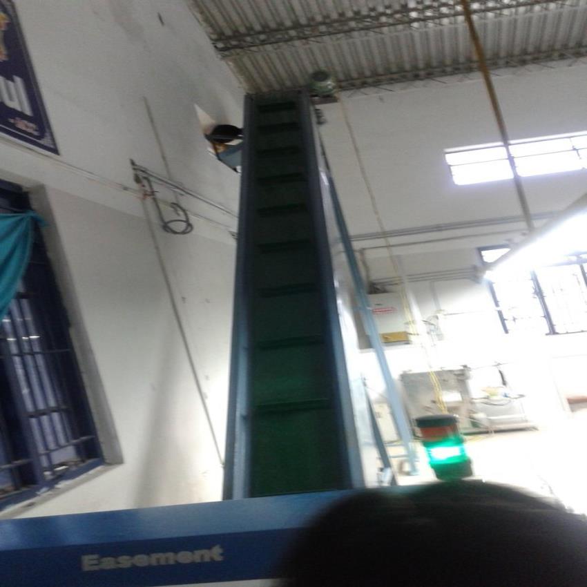 Industrial Cleat Belt Conveyor