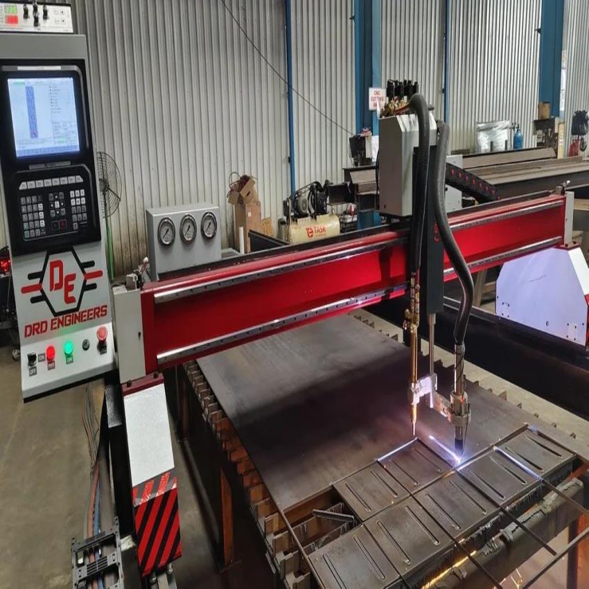 Automatic CNC Gas Cutting Machine