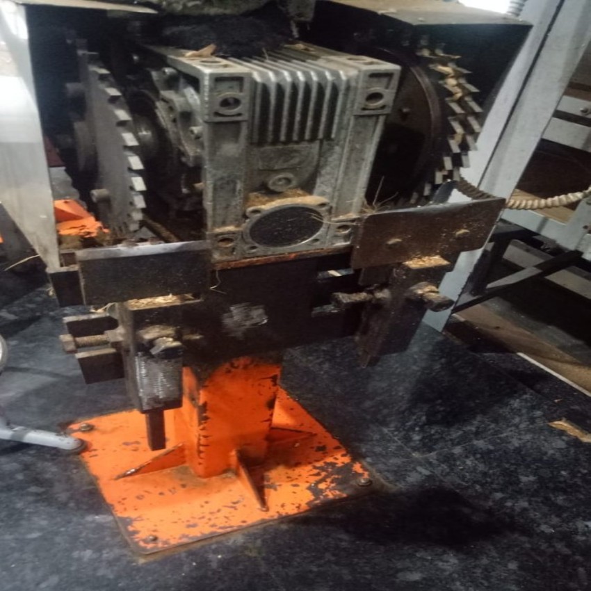 Coconut Deshelling Device ALDS20.01