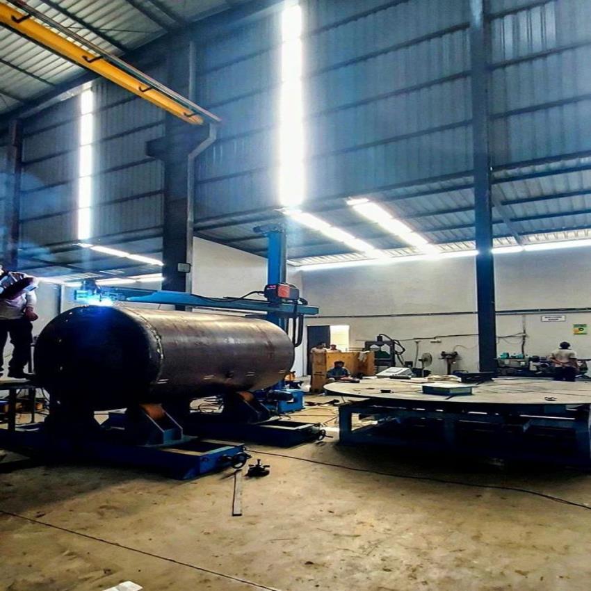 Industrial Boom Welding Machine