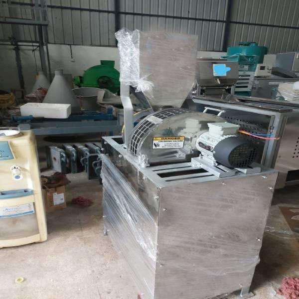 Corn Puff Manufacturing Equipment