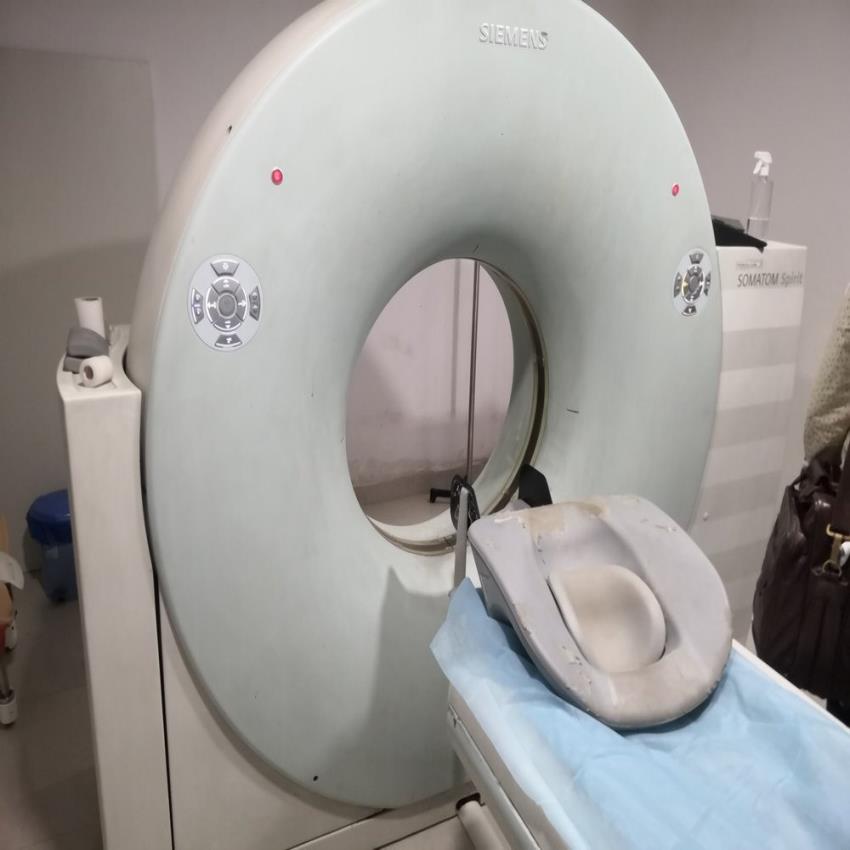 Dual Slice CT Scan Machine for Hospitals