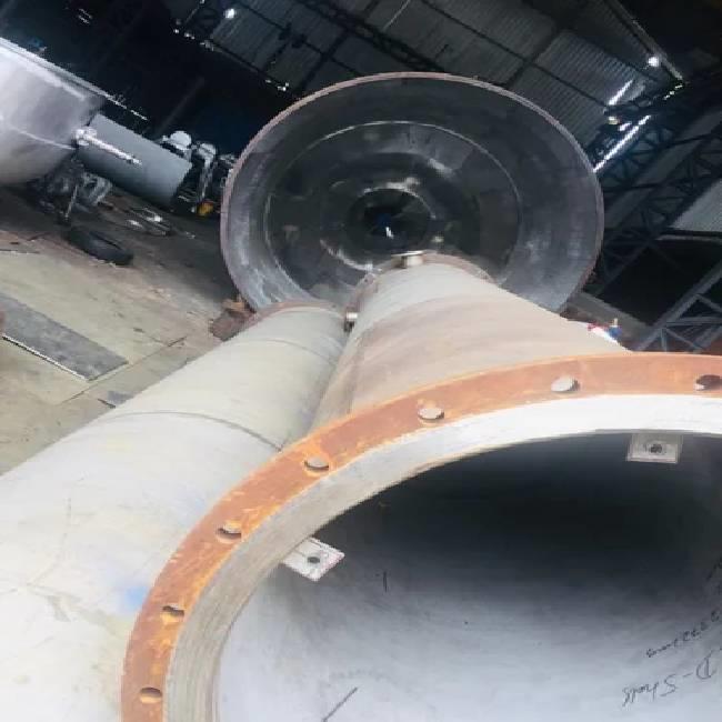 Custom Industrial Distillation Equipment