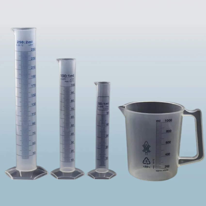Cylindrical Plastic Measuring Cylinder, 10ml