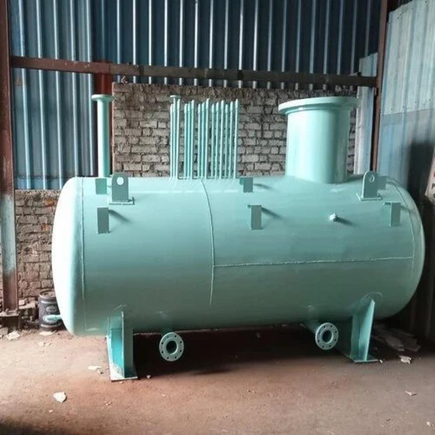 Mild Steel Cylindrical Storage Vessel