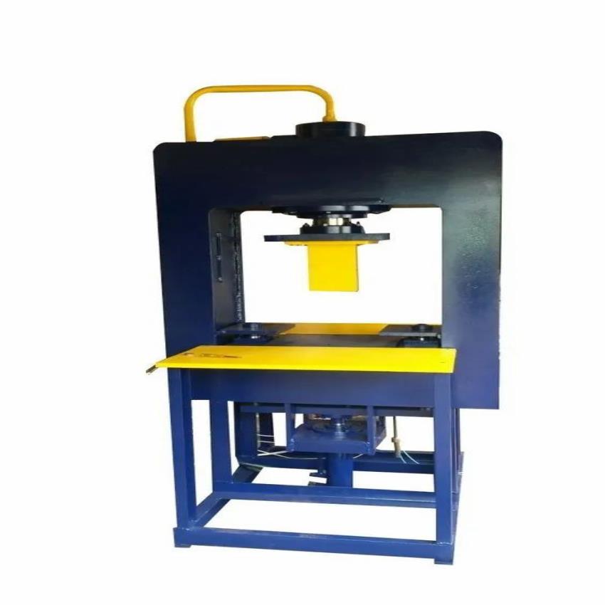 D Molding Machine, 50 Ton Capacity