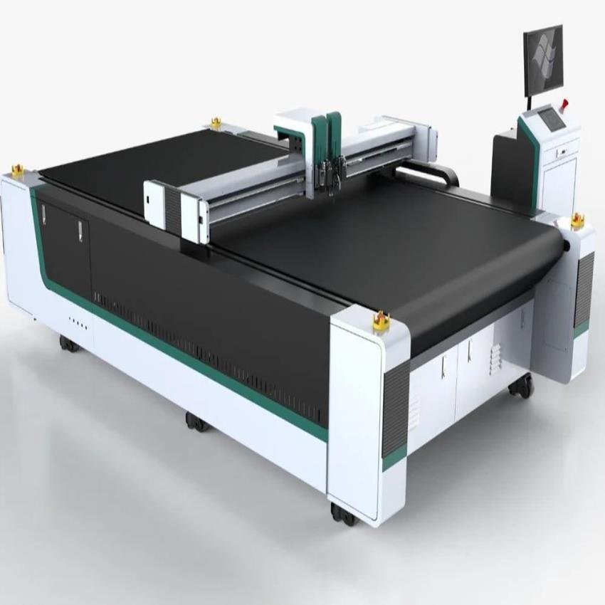 Semi-Automatic Digital Flatbed Cutting Machine