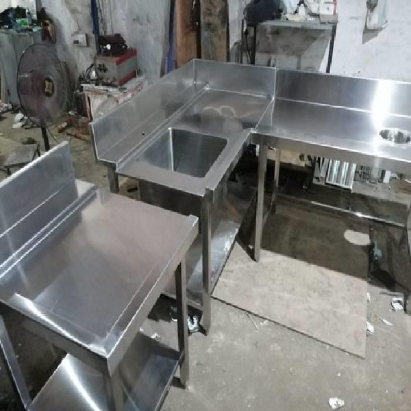 Silver Steel Dish Landing Table 5