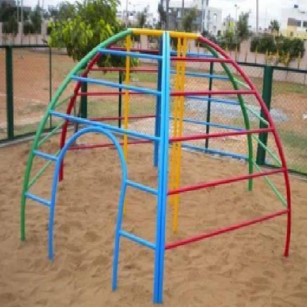 Geometric Dome Climber