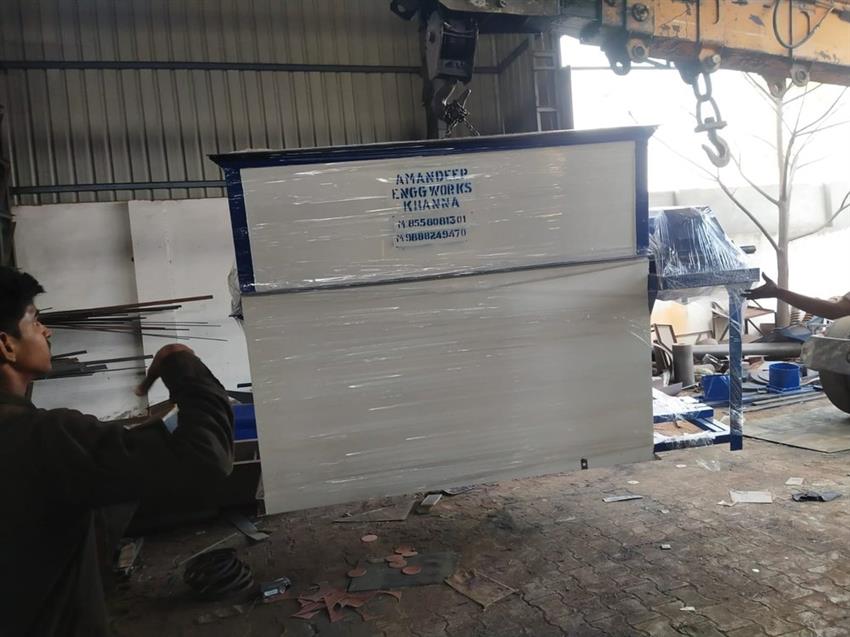 2000kg Double Shaft Feed Machine