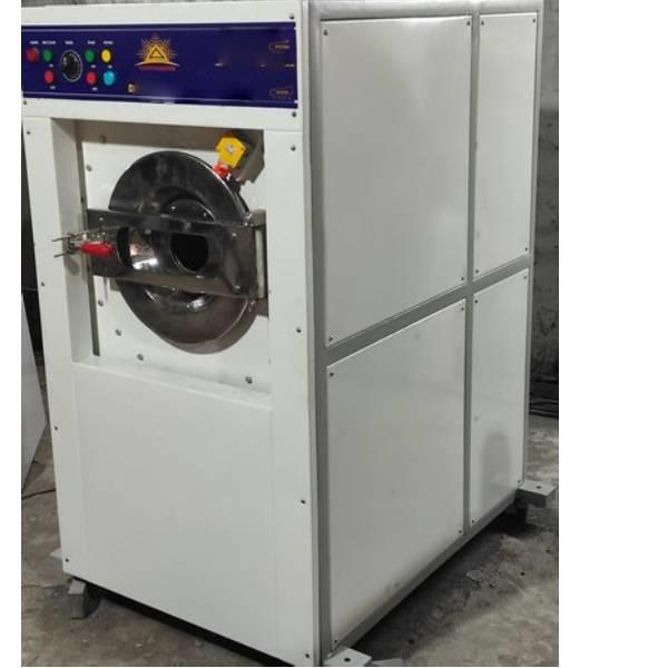 Dry Cleaning Machine with Integrated Extractor