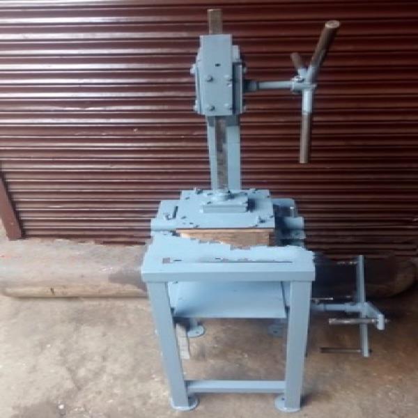 Dustless Chalk Production Device