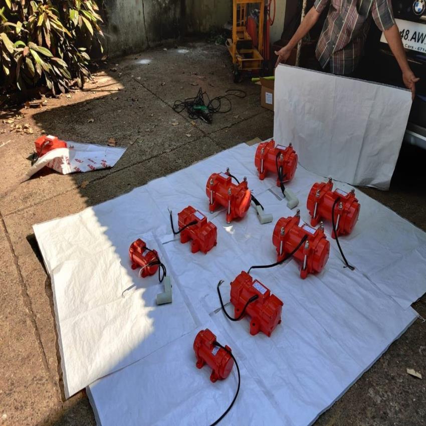 Aluminium Shutter Vibrating Machine, 15kg