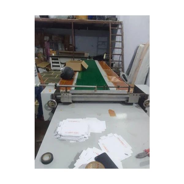 Electric Semi-Automatic Top Gluing Machine