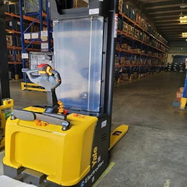 Electric Stacker Lease