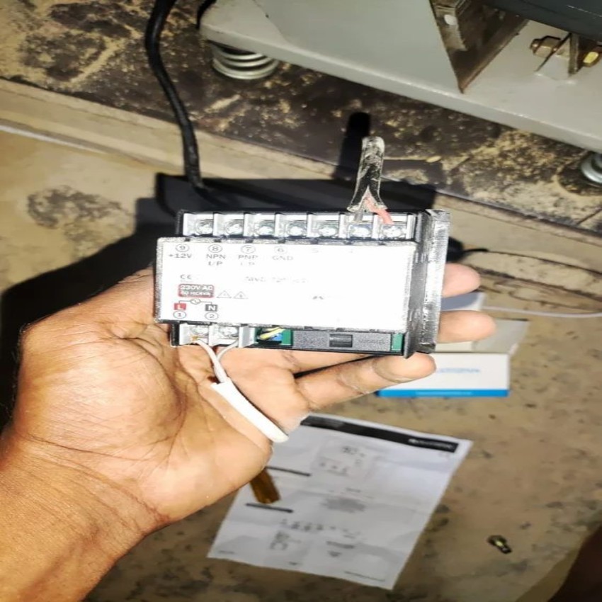 Electric Vibratory Feeder Control